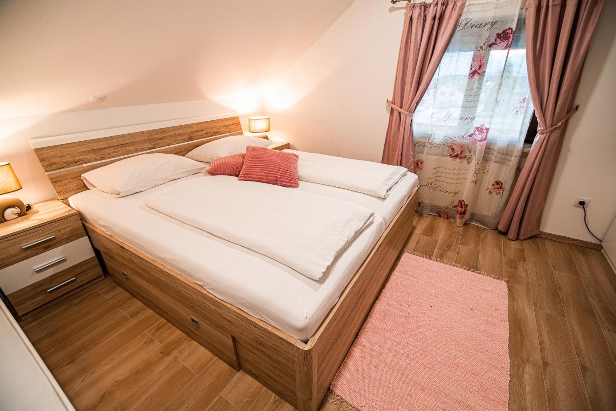 Guesthouse Leski Dvor Lesce  Room photo